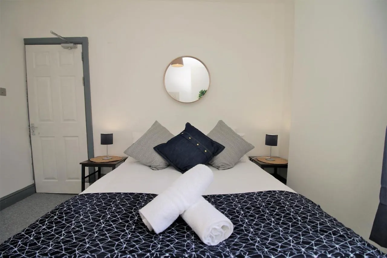 Fitzroy Terrace By Property Promise Cardiff Holiday home