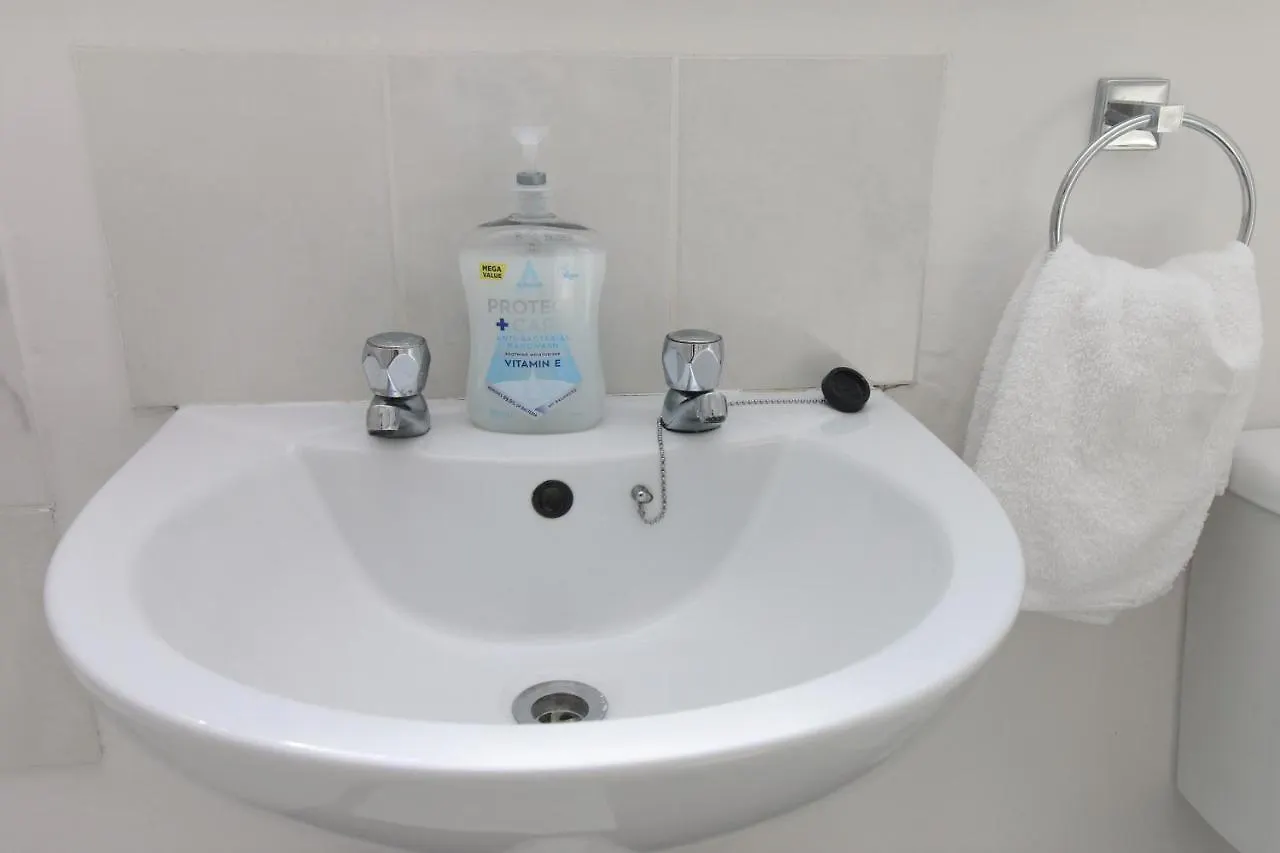 Holiday home Fitzroy Terrace By Property Promise Cardiff